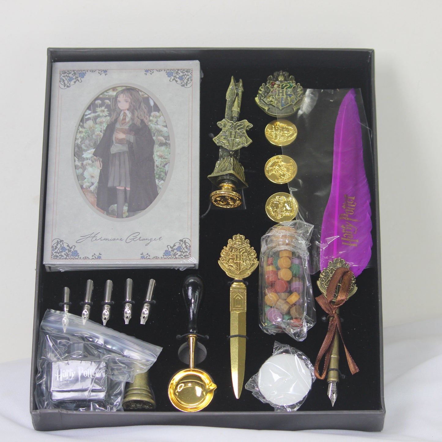 Hermione Granger Ravenclaw Magical Writing Set (Pink)