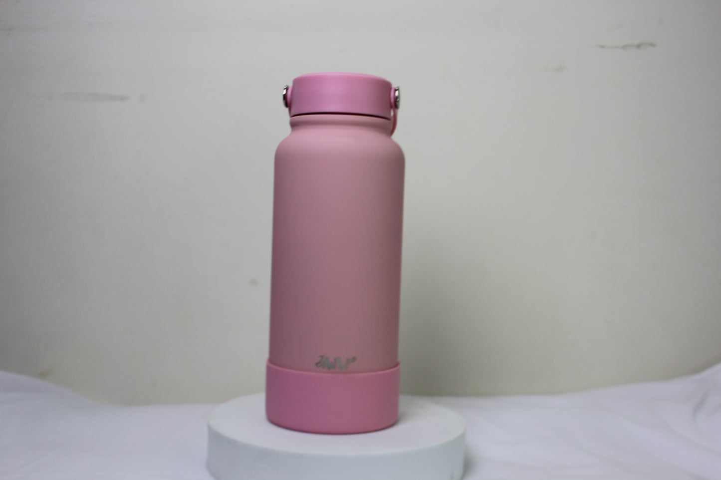 Blush Pink Insulated Stainless Steel Water Bottle – Leakproof, Minimal & Travel Friendly