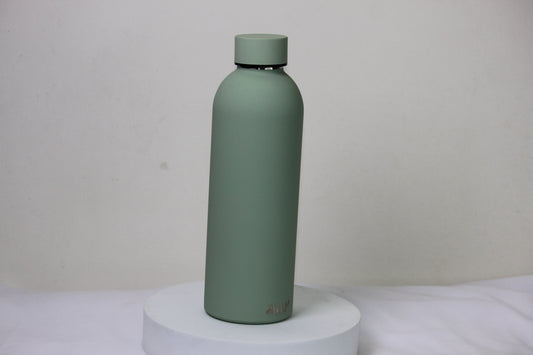 Sage Flow Insulated Stainless Steel Water Bottle – Matte Green, Minimal & Leakproof