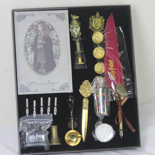 Hermione Granger Gryffindor Magical Stationery Gift Box (Red)