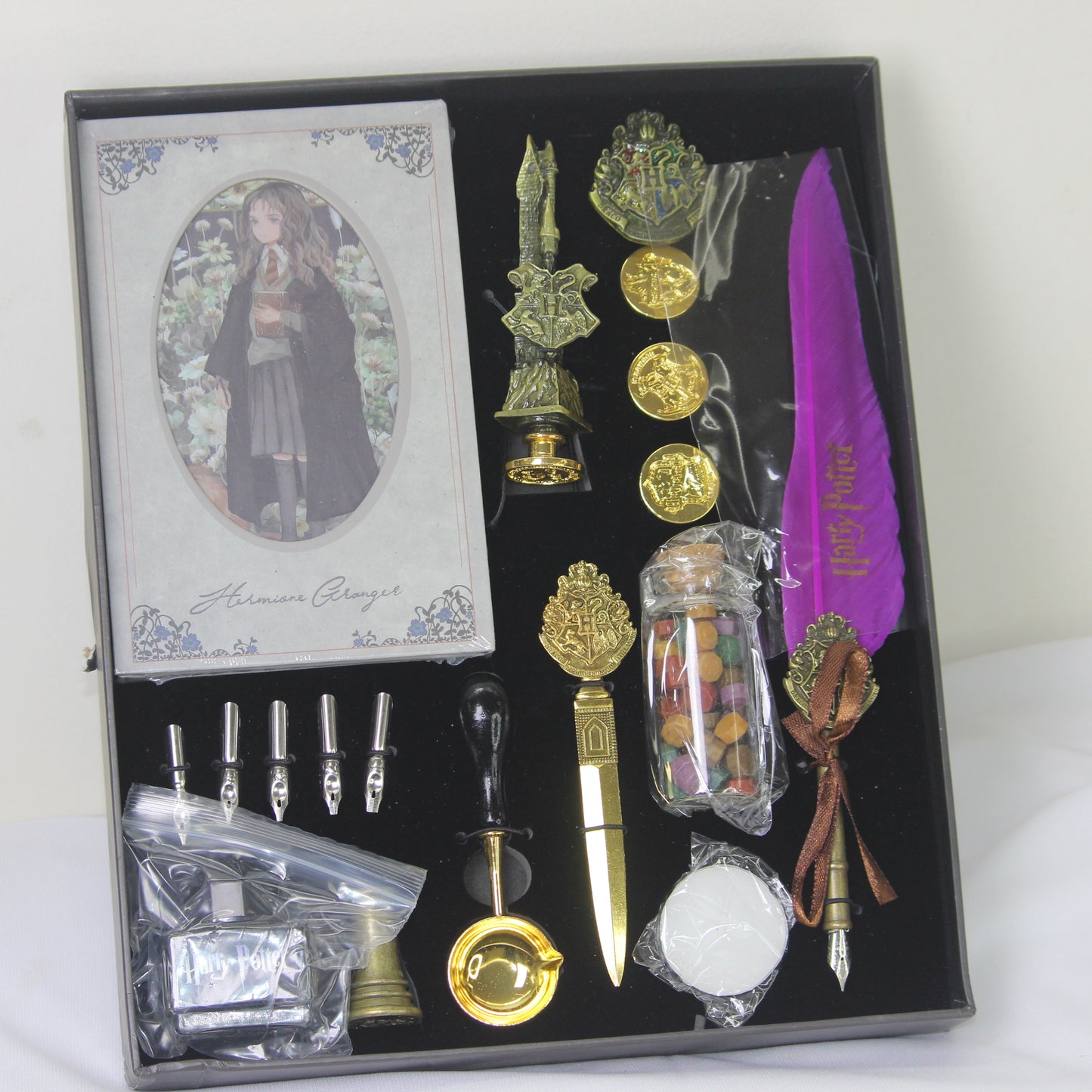 Hermione Granger Ravenclaw Magical Writing Set (Pink)