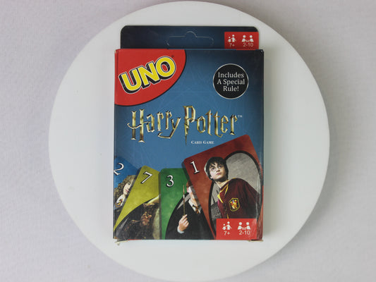 UNO Harry Potter Card Game – Wizarding World Edition