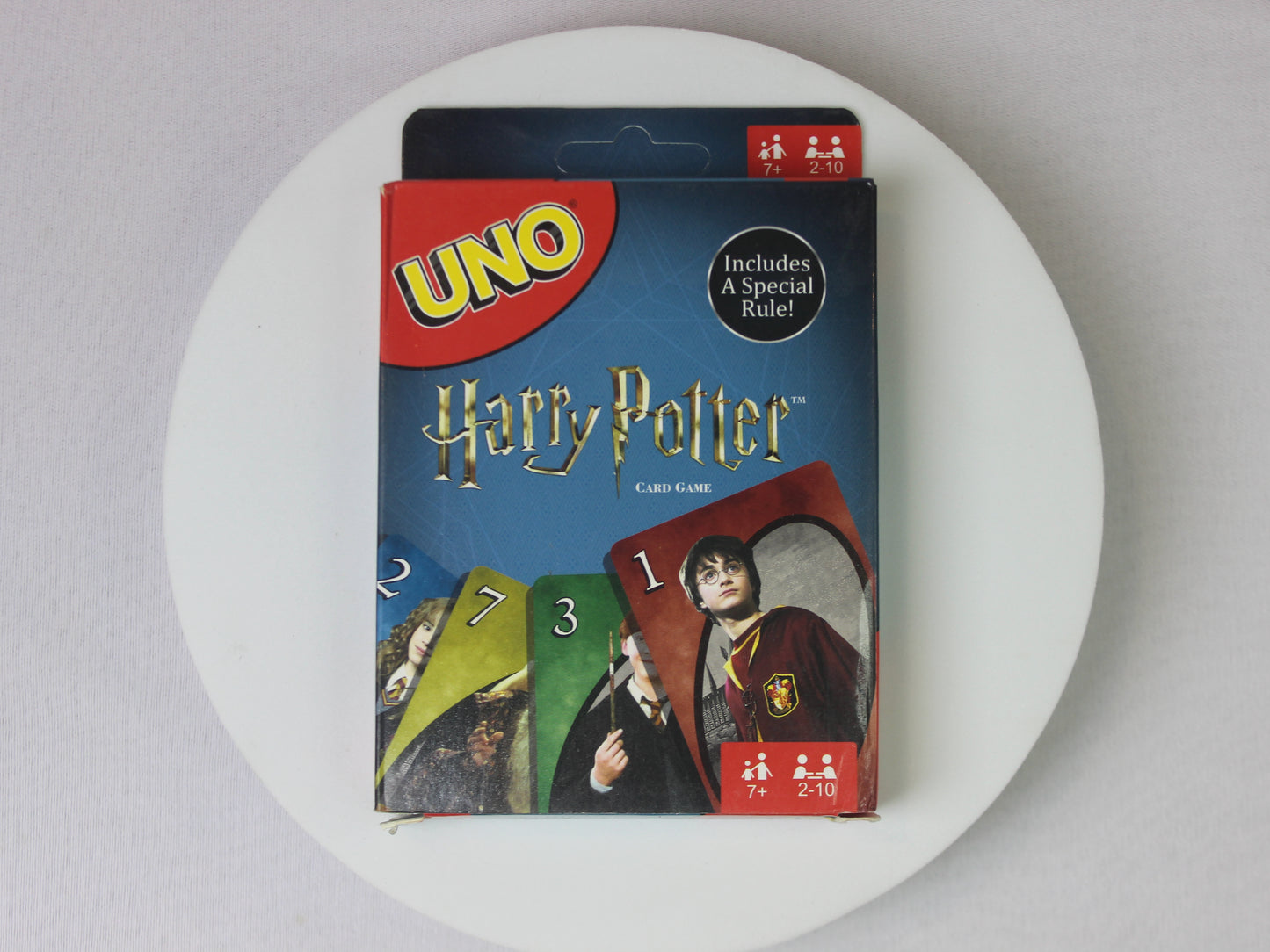 UNO Harry Potter Card Game – Wizarding World Edition